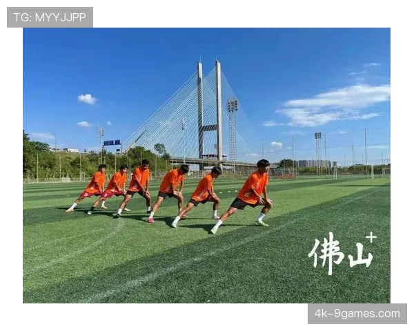 西甲俱乐部联合举办“足球无边界”活动,邀请难民儿童参与训练课